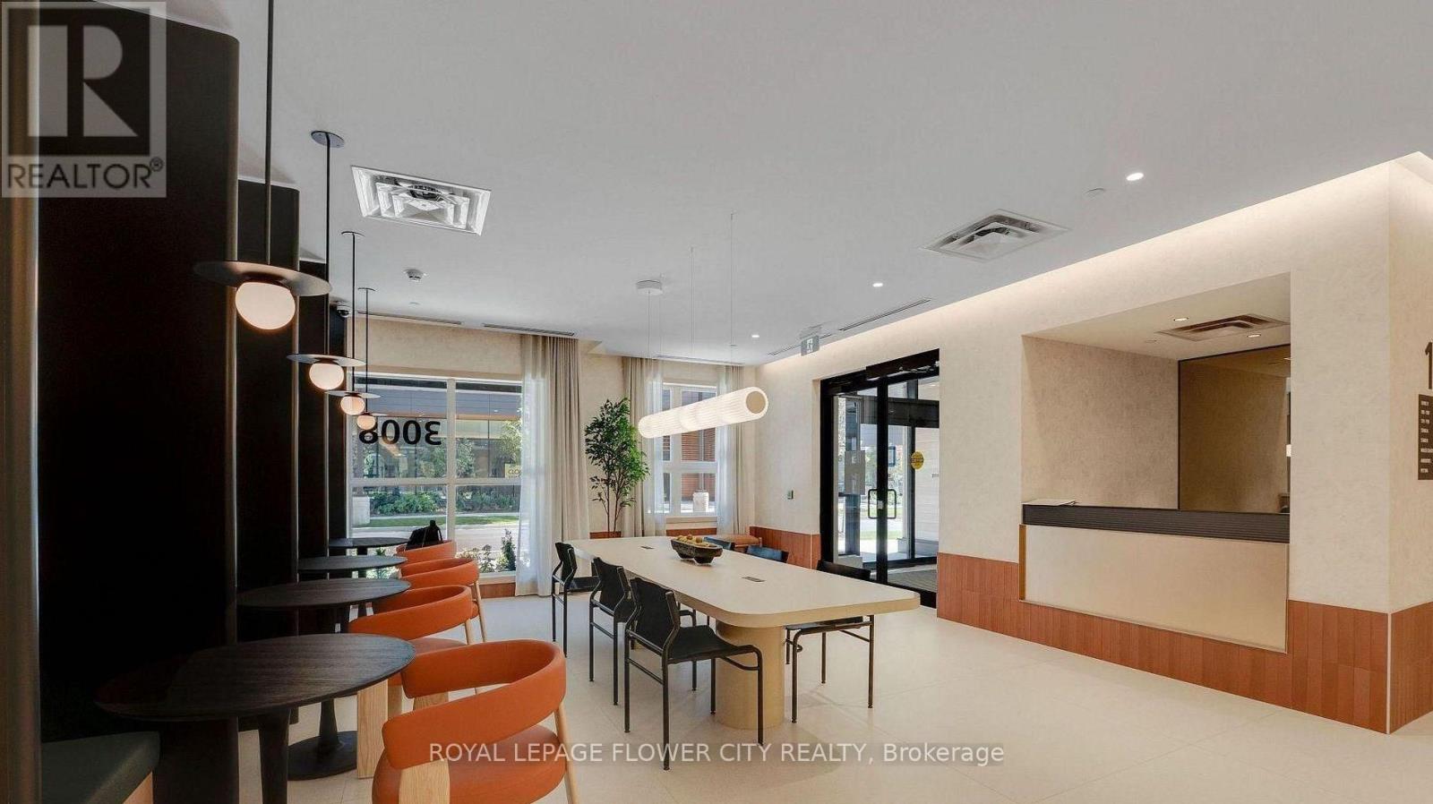 712 - 3008 WILLIAM CUTMORE BOULEVARD