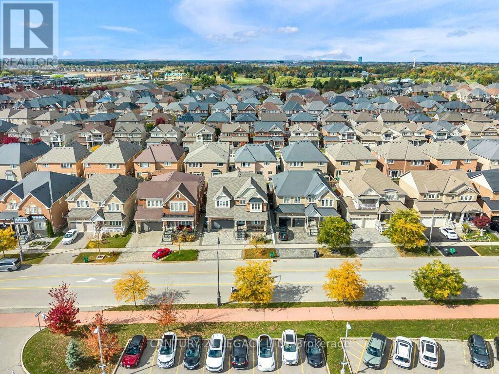 20 Wardsville Drive W, Brampton, Ontario  L6Y 0T7 - Photo 2 - W14019394