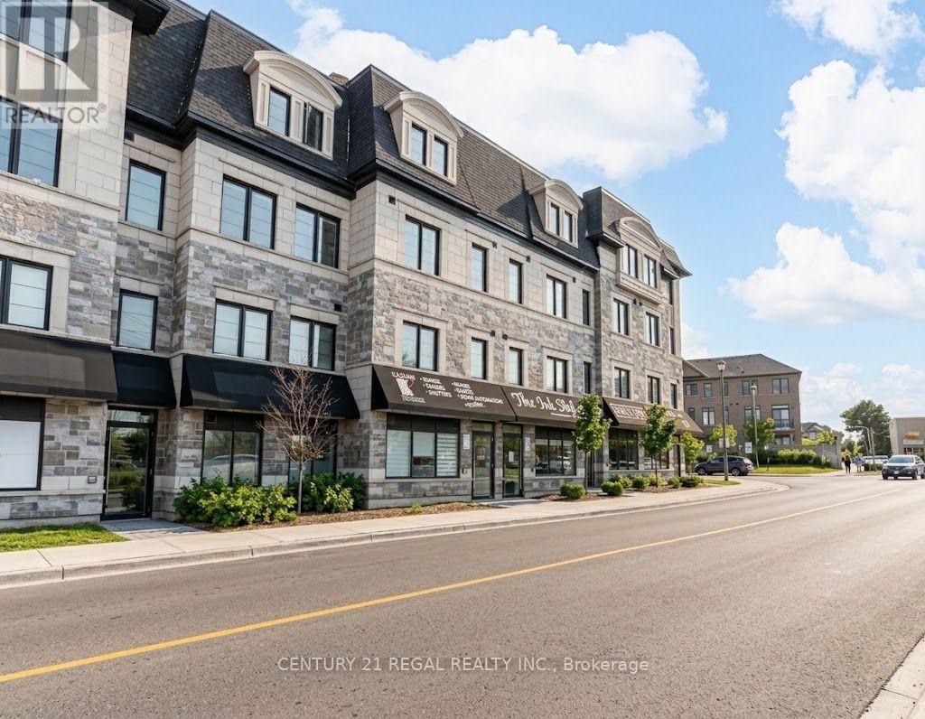 1008 Lagoon Street, Mississauga, Ontario  L5G 0B2 - Photo 2 - W14019904