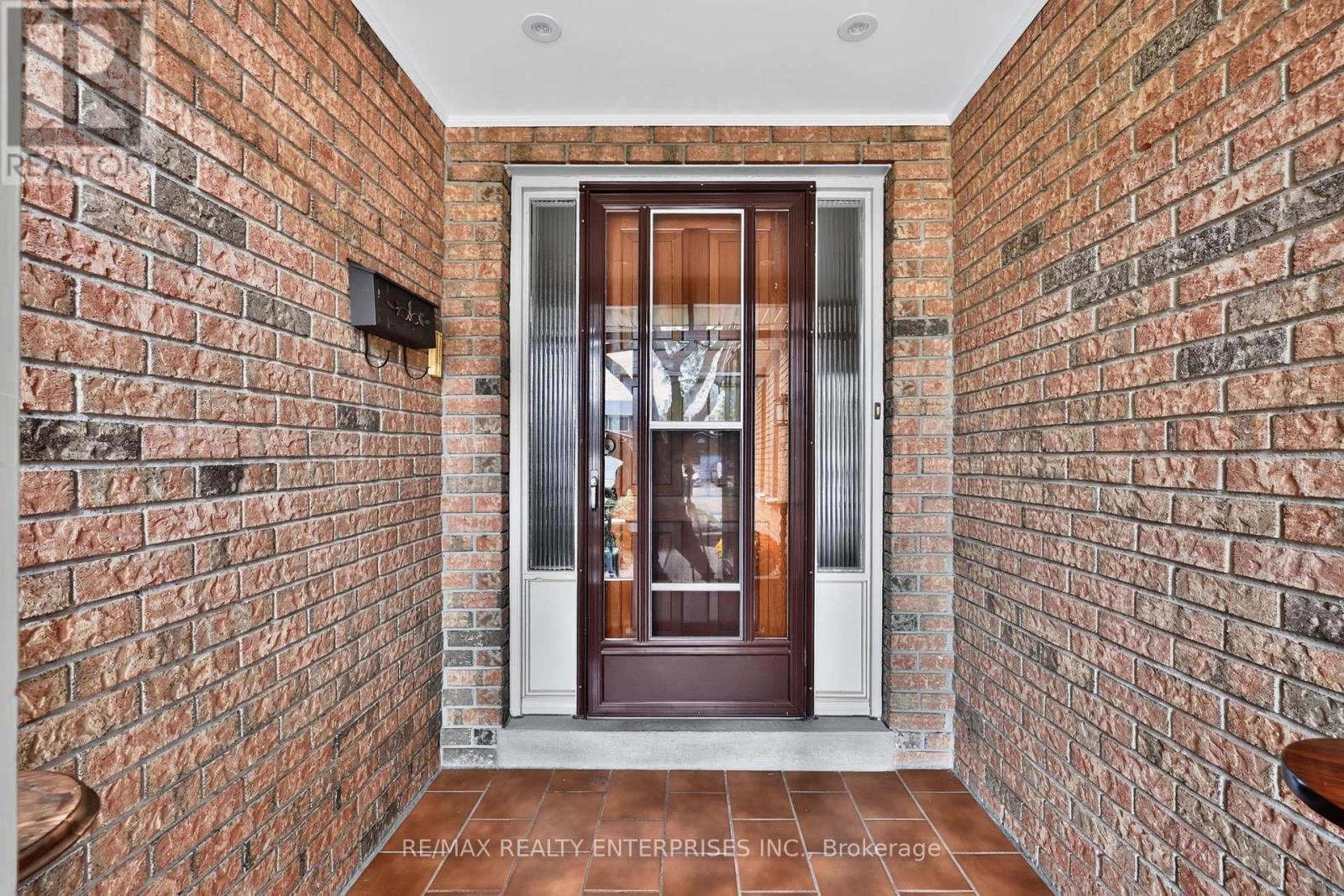 4151 ROCKWOOD ROAD Mississauga (Rathwood) Ontario Canada L4W1L6 4
