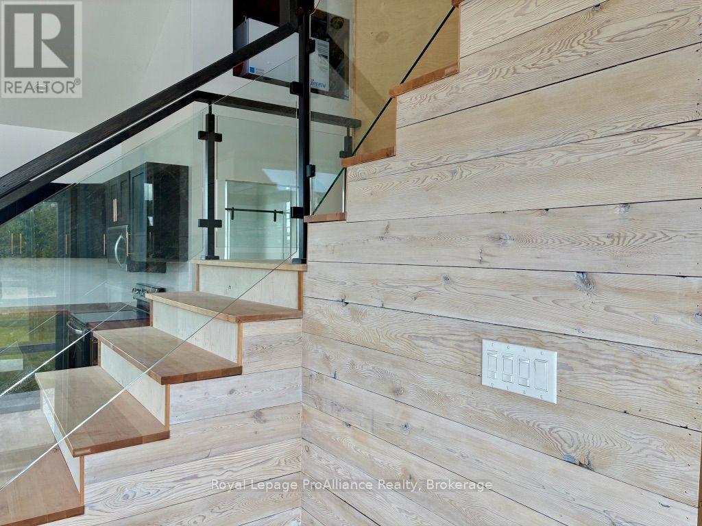 2034 County Road 5 Road, Prince Edward County, Ontario  K0K 2T0 - Photo 21 - X13804972