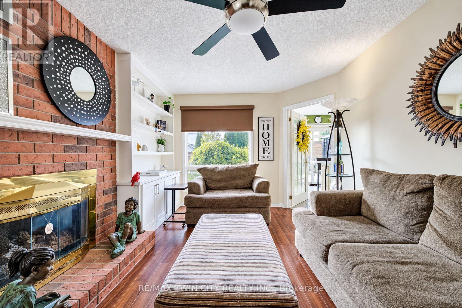 11 Peregrine Crescent, Cambridge, Ontario  N1T 1N9 - Photo 6 - X14016950