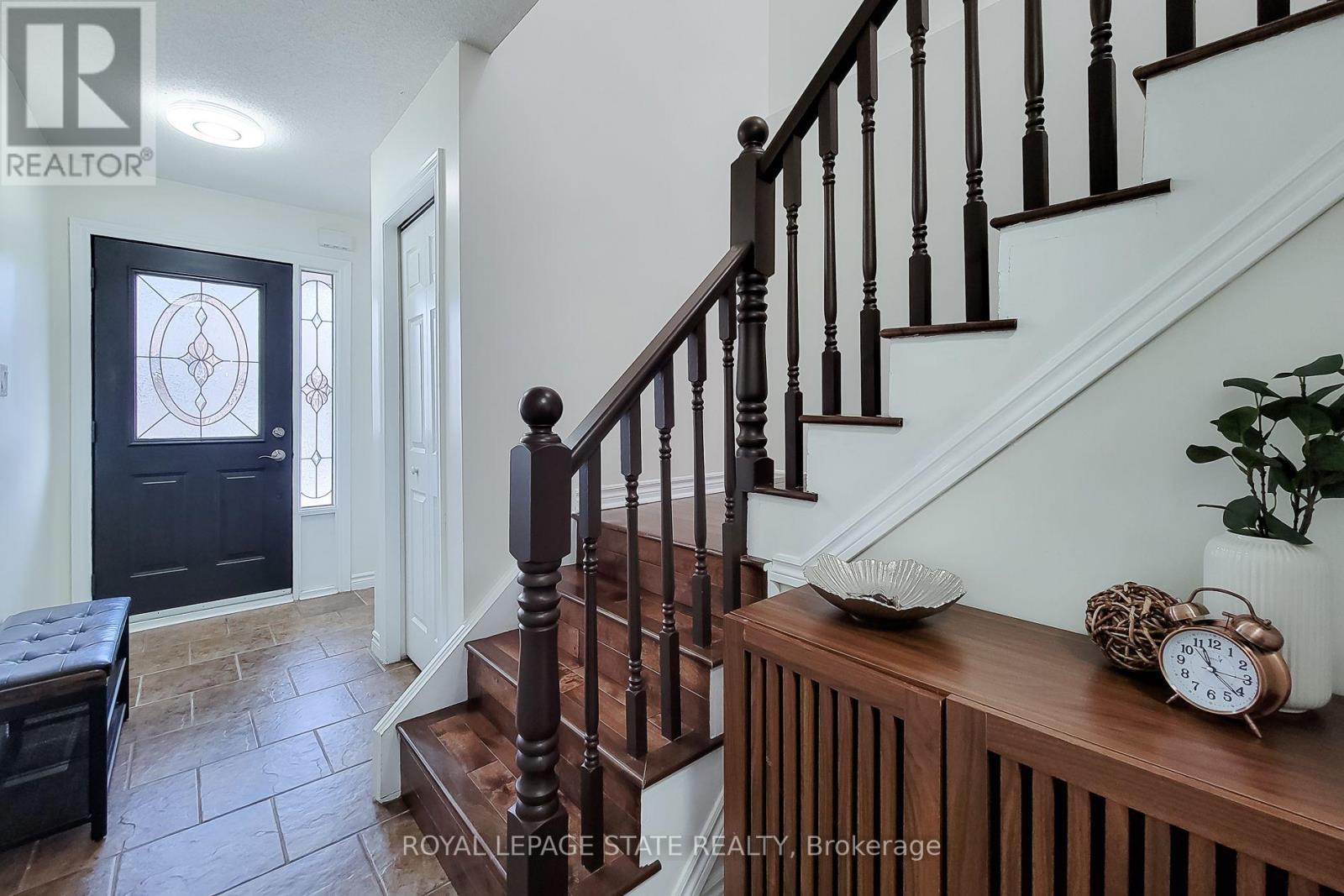 41 Vennio Lane, Hamilton, Ontario  L9B 2Y6 - Photo 10 - X14018098