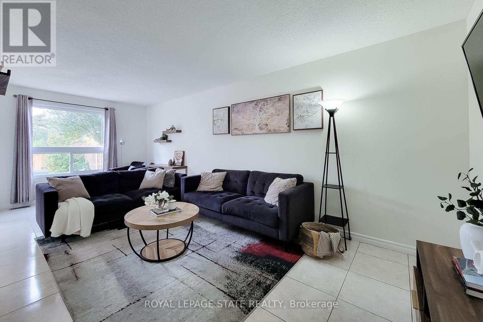 41 Vennio Lane, Hamilton, Ontario  L9B 2Y6 - Photo 11 - X14018098