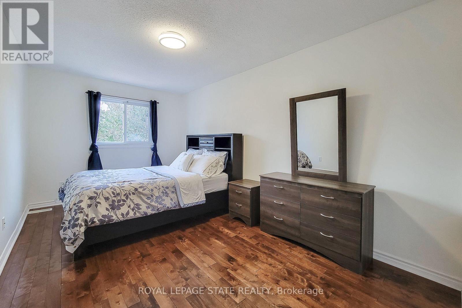 41 Vennio Lane, Hamilton, Ontario  L9B 2Y6 - Photo 33 - X14018098
