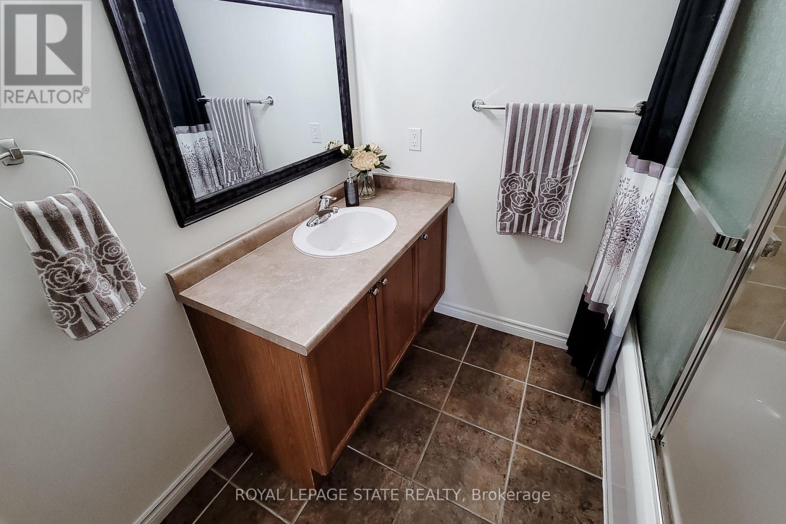 41 Vennio Lane, Hamilton, Ontario  L9B 2Y6 - Photo 41 - X14018098