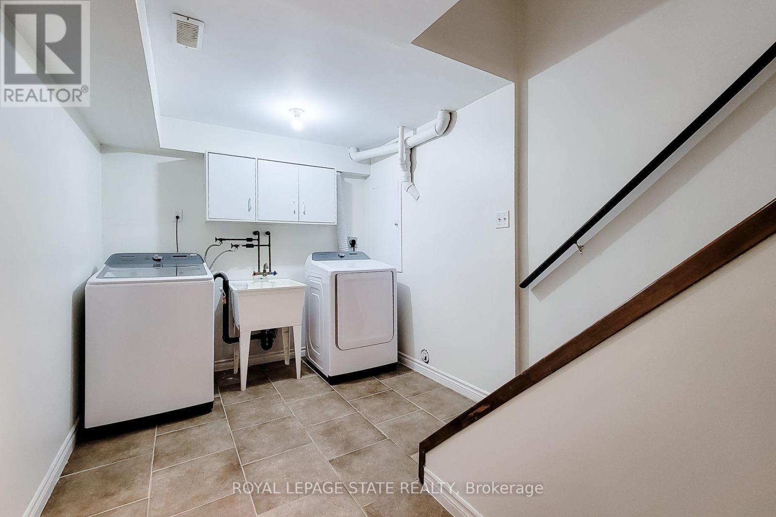 41 Vennio Lane, Hamilton, Ontario  L9B 2Y6 - Photo 48 - X14018098
