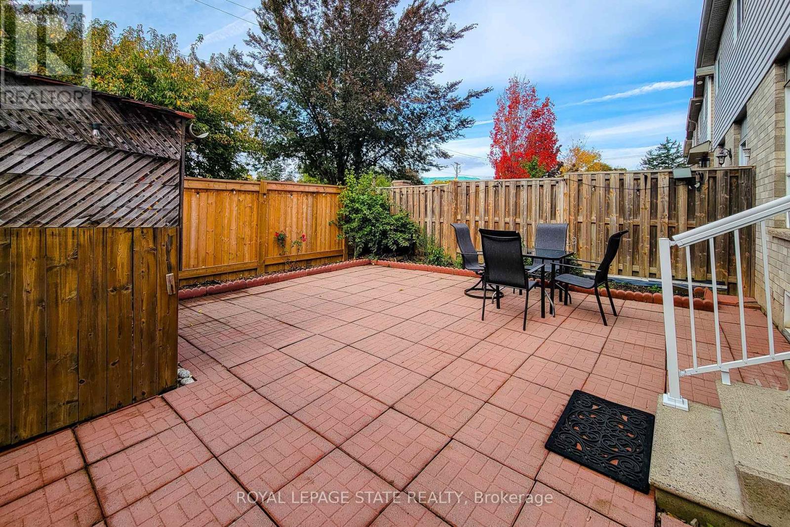 41 Vennio Lane, Hamilton, Ontario  L9B 2Y6 - Photo 6 - X14018098