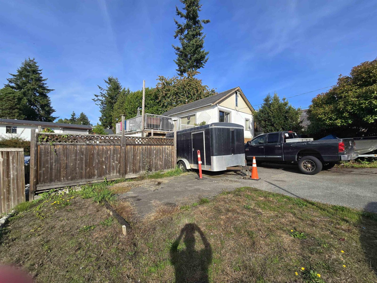15619 VICTORIA AVENUE, white rock, British Columbia