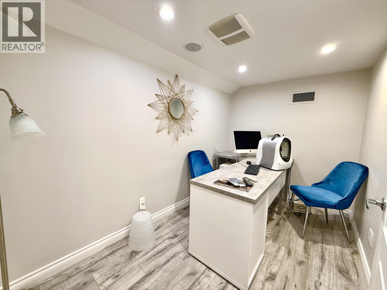 8008 Granville Street, Vancouver, British Columbia  V6P 4Z4 - Photo 6 - C8082713