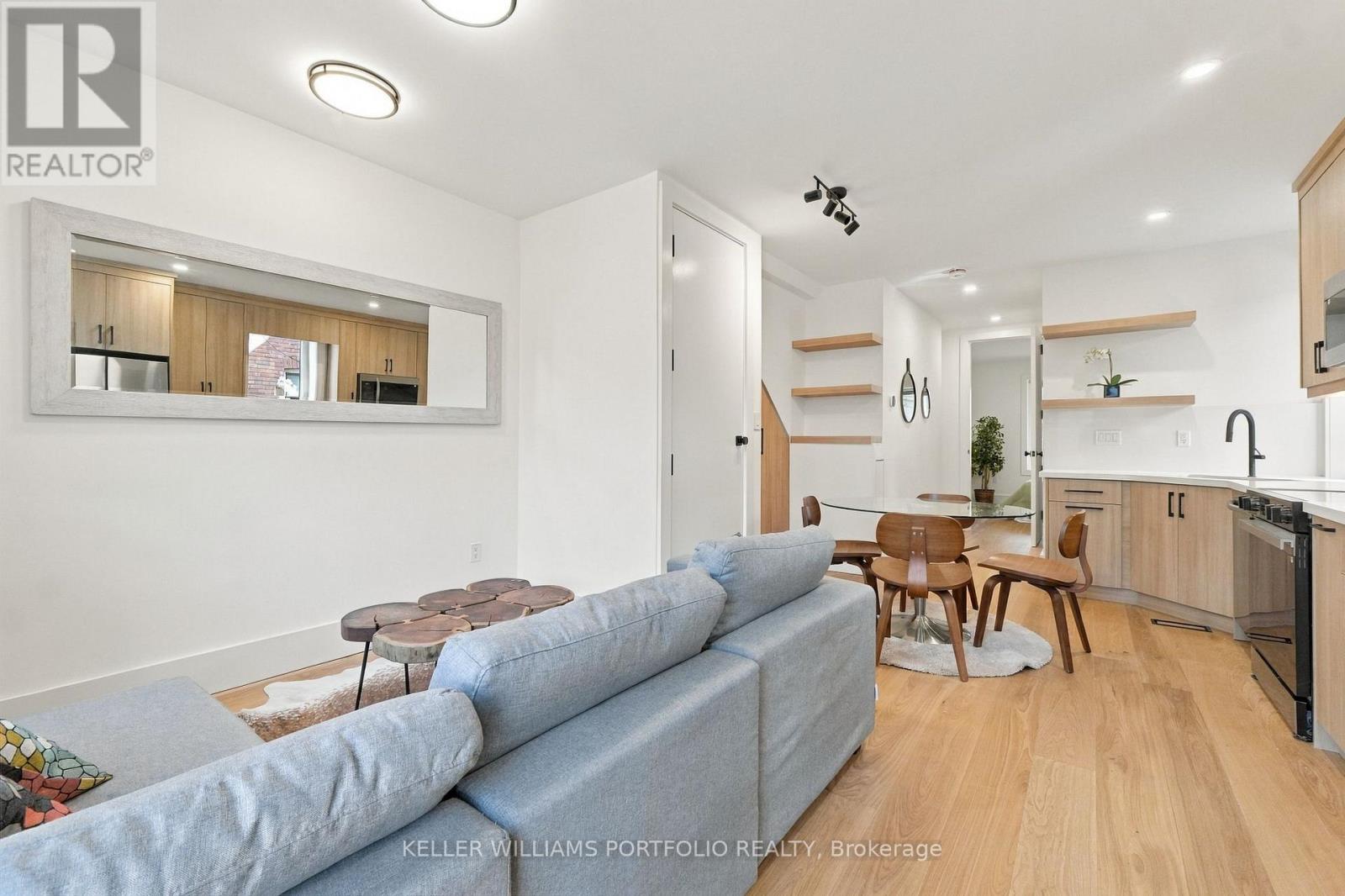 Main Fl - 173 Beatrice Street, Toronto (Palmerston-Little Italy), Ontario  M6G 3E9 - Photo 2 - C13880004