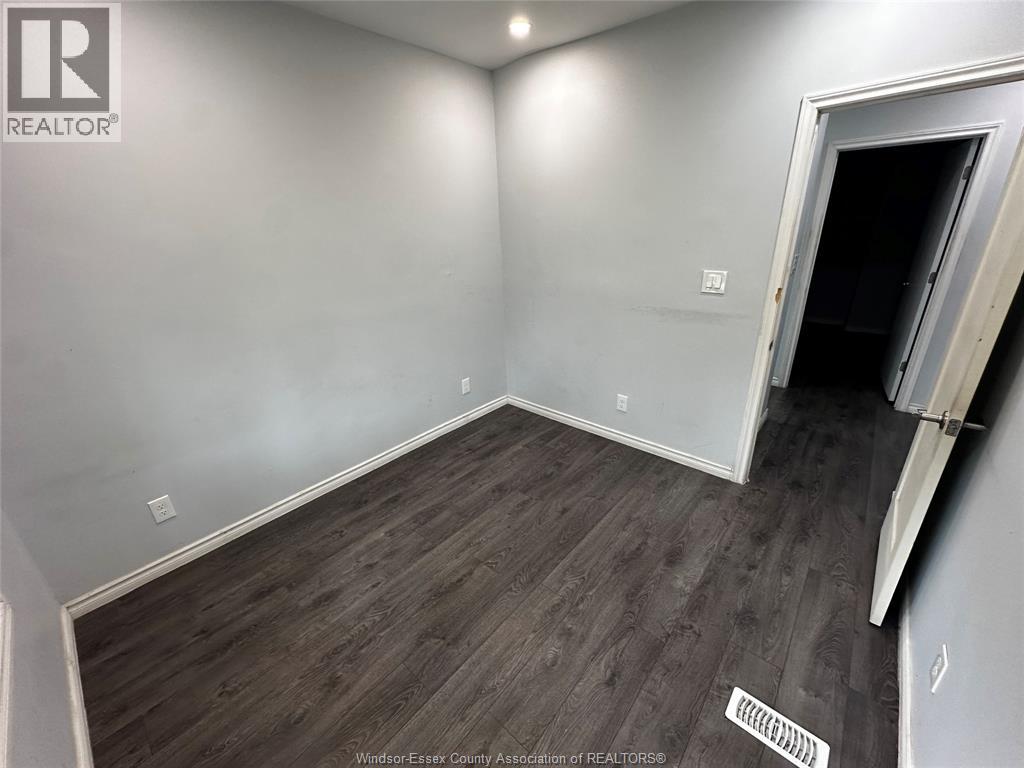 3112 Peter Street, Windsor, Ontario  N9C 1H3 - Photo 10 - 26024860