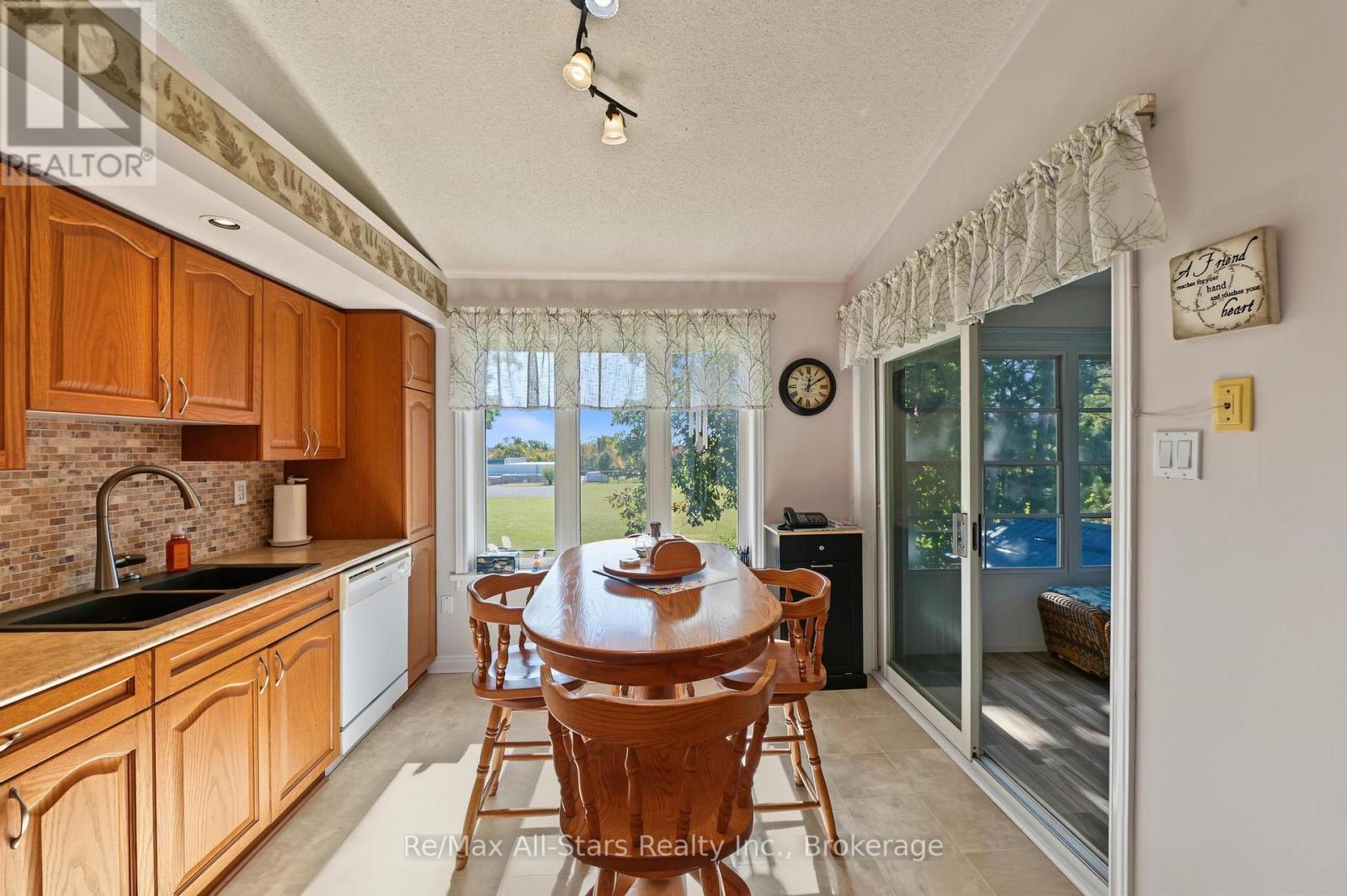 9 Hillview Drive, Kawartha Lakes, Ontario  K0M 1A0 - Photo 14 - X14021828