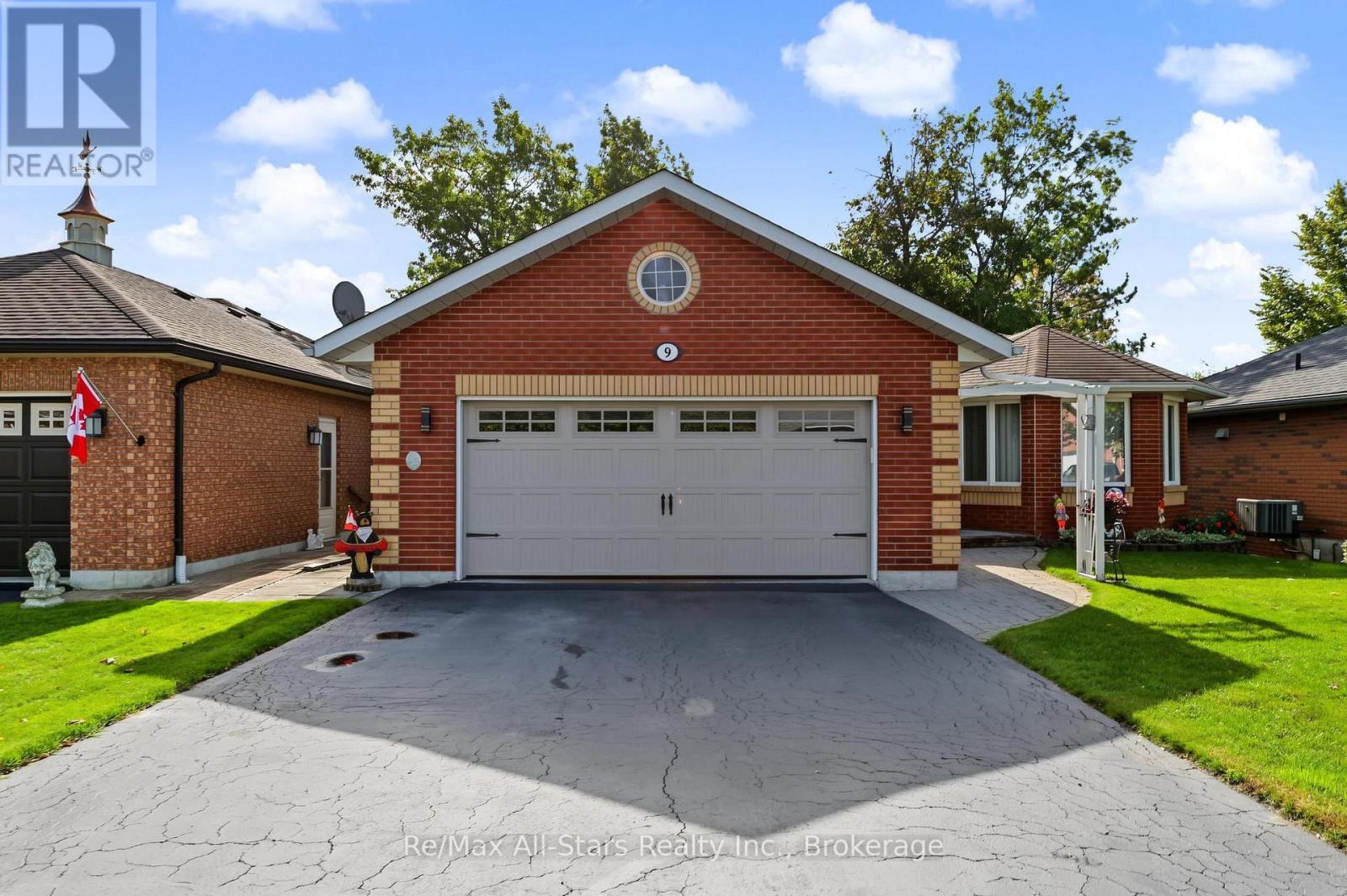9 Hillview Drive, Kawartha Lakes, Ontario  K0M 1A0 - Photo 3 - X14021828