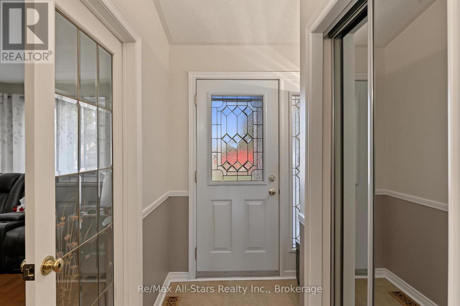 9 Hillview Drive, Kawartha Lakes, Ontario  K0M 1A0 - Photo 6 - X14021828