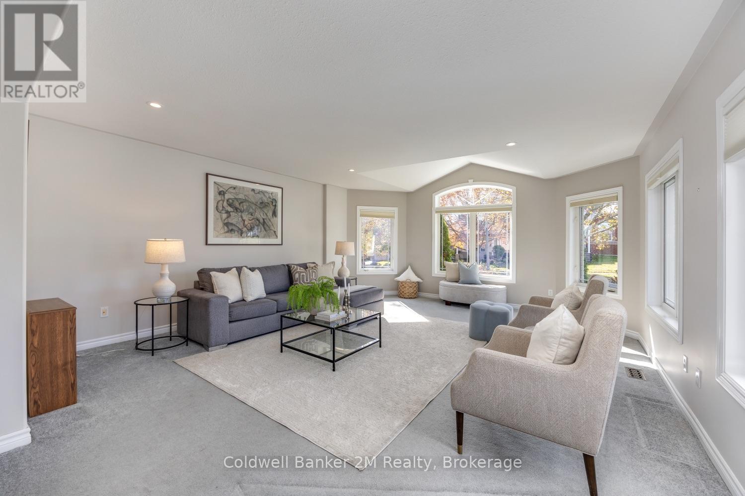 504 SETTLER'S RIDGE NW, Peterborough, Ontario
