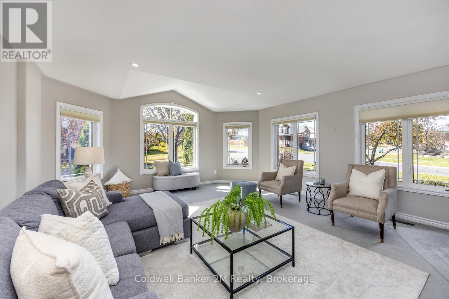504 Settler's Ridge NW, Peterborough, Ontario  K9L 2A6 - Photo 2 - X14023018