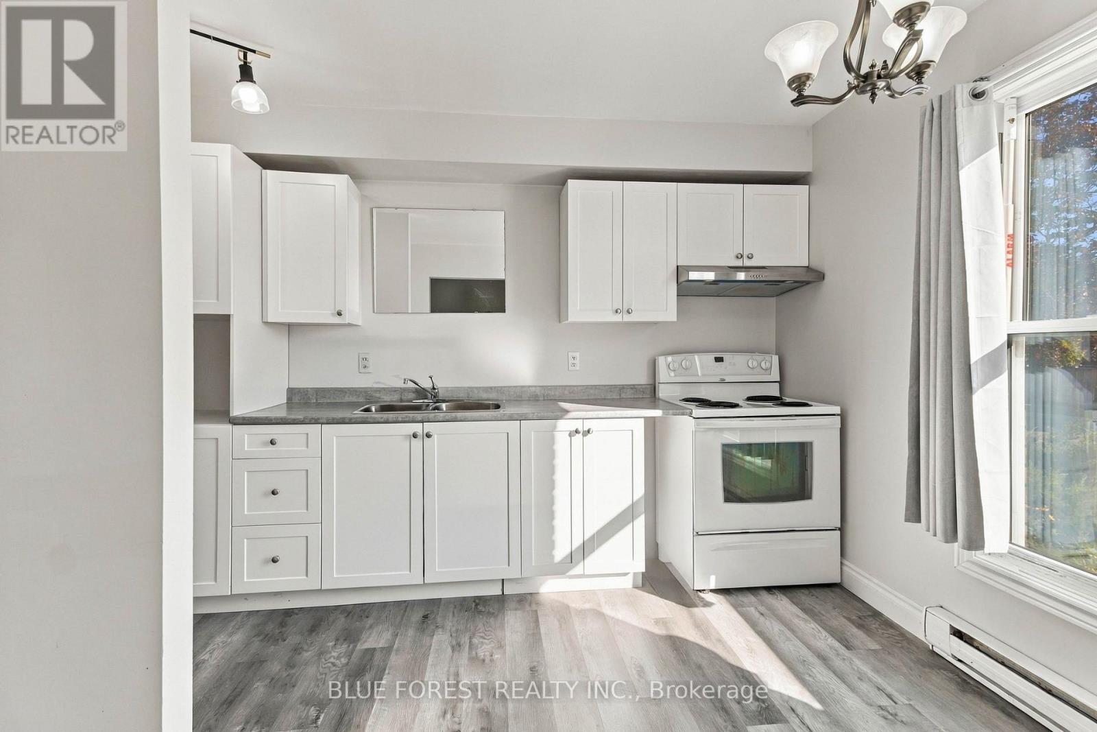 42 - 51 Sholto Drive, London South, Ontario  N6E 2H9 - Photo 2 - X14022474