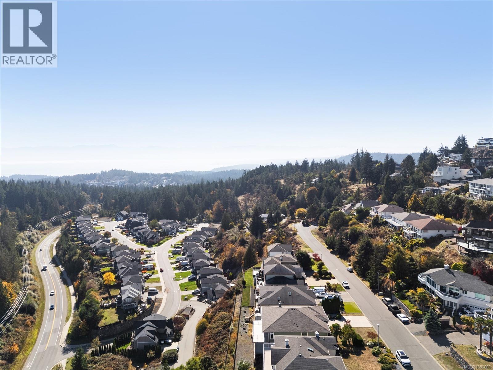 3387 Haida Dr