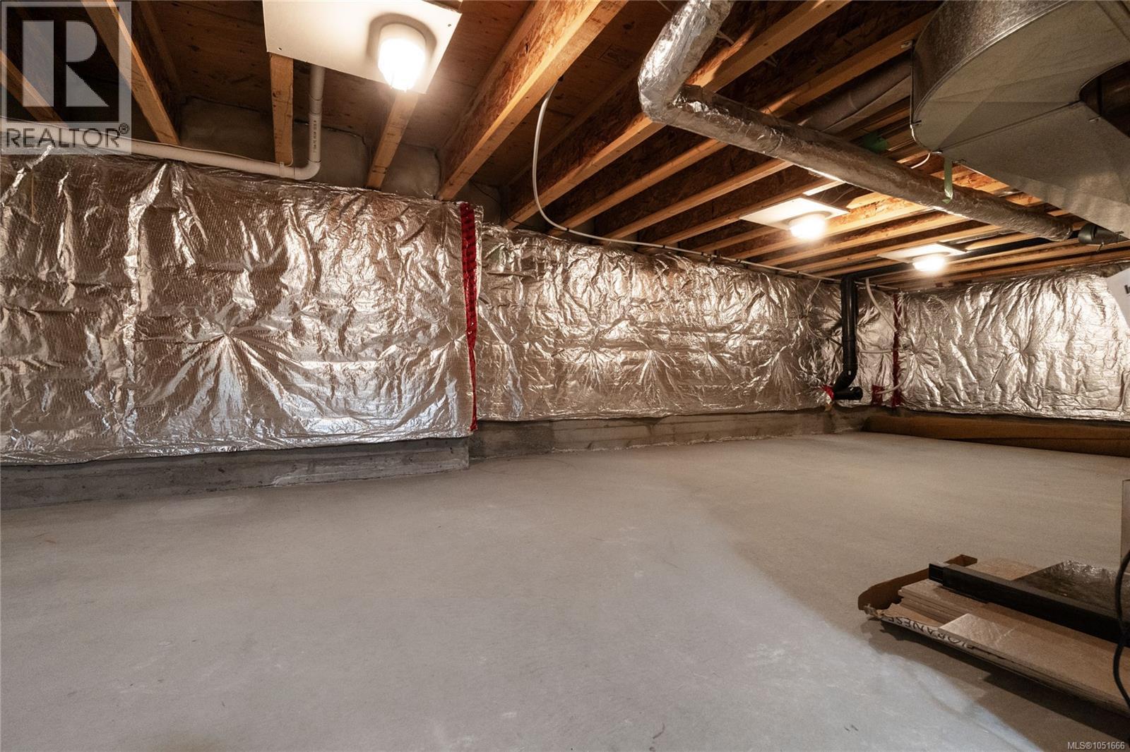 3387 Haida Dr
