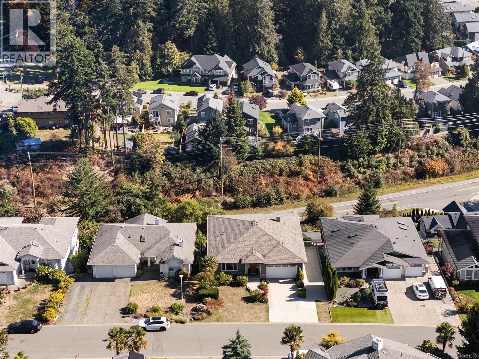 3387 Haida Dr