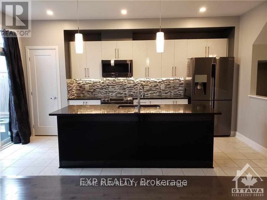 920 Kilbirnie Drive, Ottawa, Ontario  K2J 6G2 - Photo 4 - X14023158