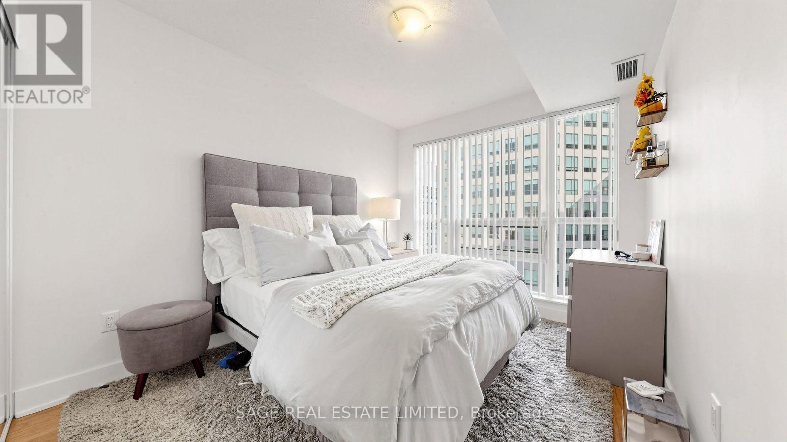 1007 - 20 Blue Jays Way, Toronto, Ontario  M5V 3W6 - Photo 19 - C14023316