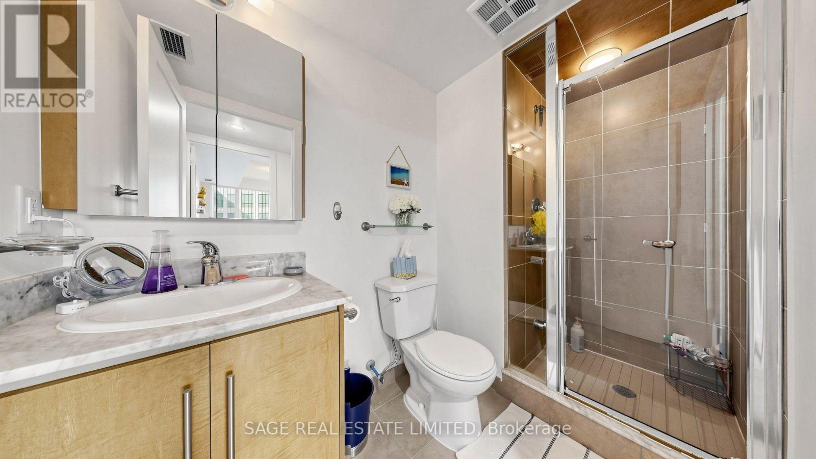 1007 - 20 Blue Jays Way, Toronto, Ontario  M5V 3W6 - Photo 25 - C14023316