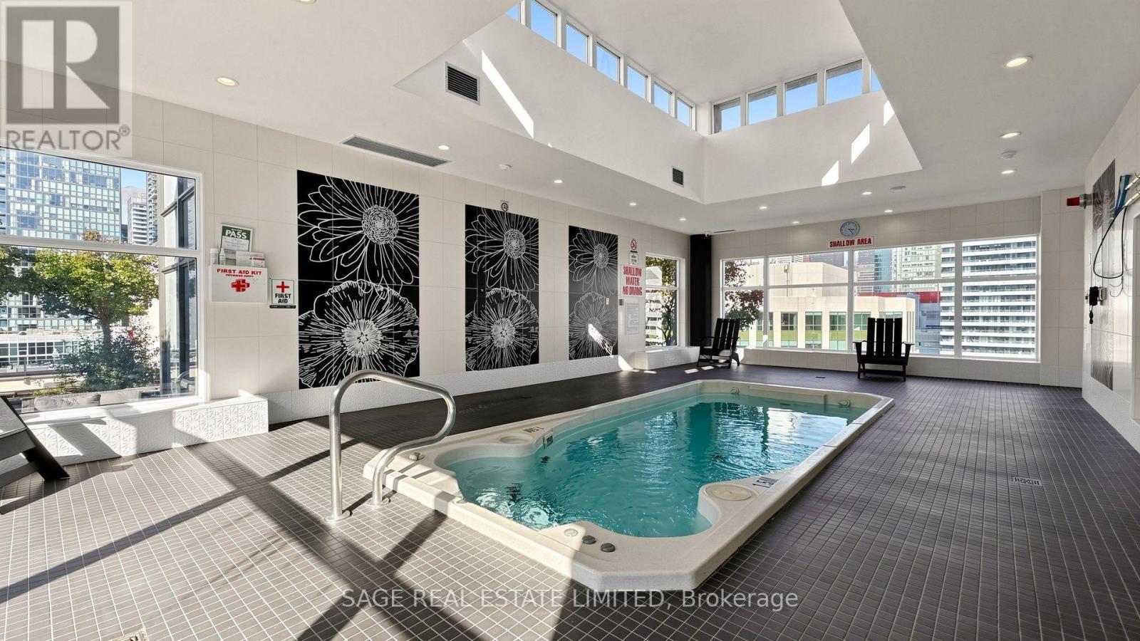 1007 - 20 Blue Jays Way, Toronto, Ontario  M5V 3W6 - Photo 33 - C14023316
