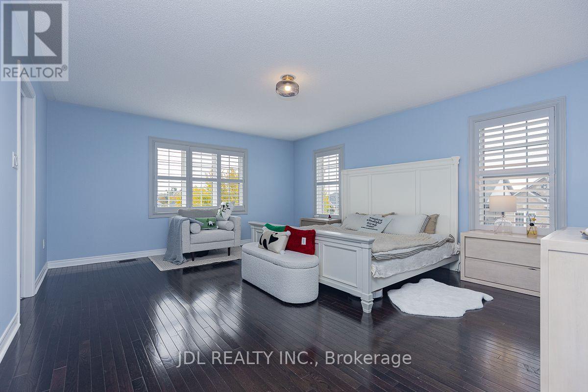 103 Herefordshire Crescent, Newmarket, Ontario  L3X 3K8 - Photo 22 - N14022500