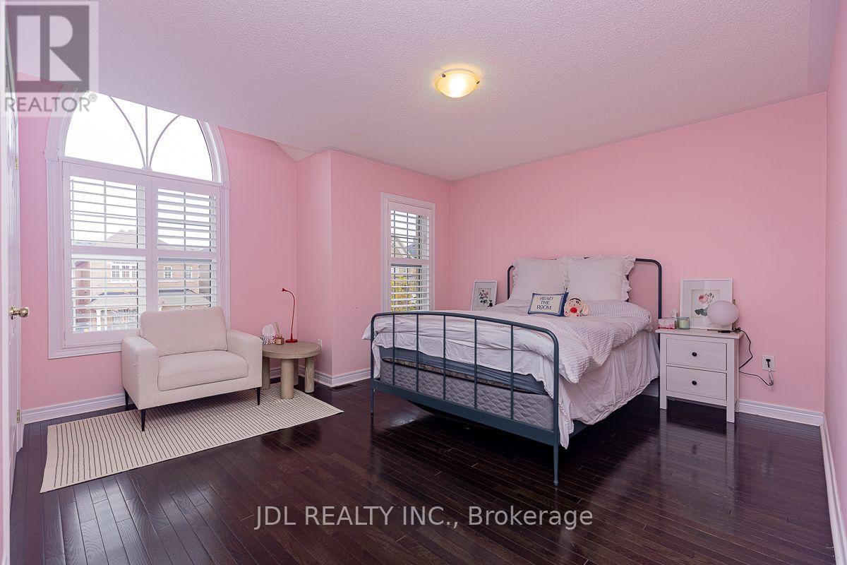 103 Herefordshire Crescent, Newmarket, Ontario  L3X 3K8 - Photo 27 - N14022500