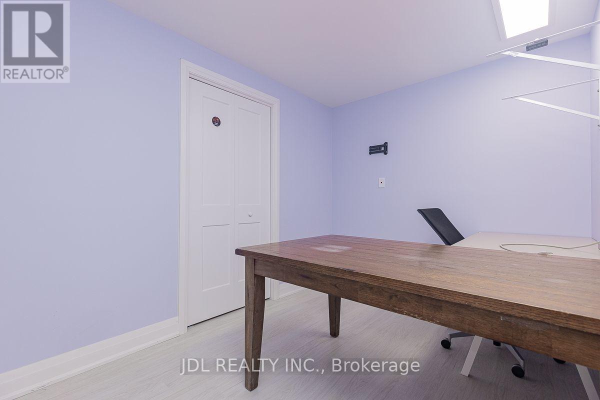 103 Herefordshire Crescent, Newmarket, Ontario  L3X 3K8 - Photo 42 - N14022500
