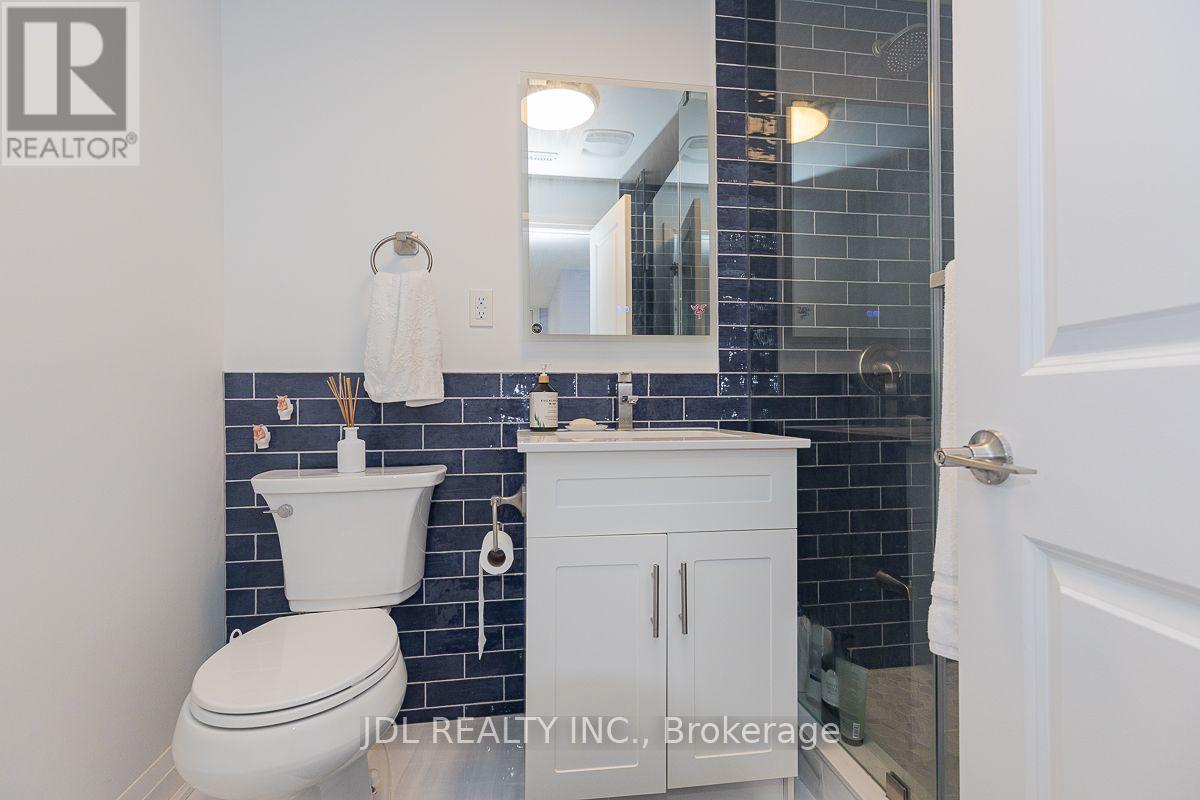 103 Herefordshire Crescent, Newmarket, Ontario  L3X 3K8 - Photo 43 - N14022500