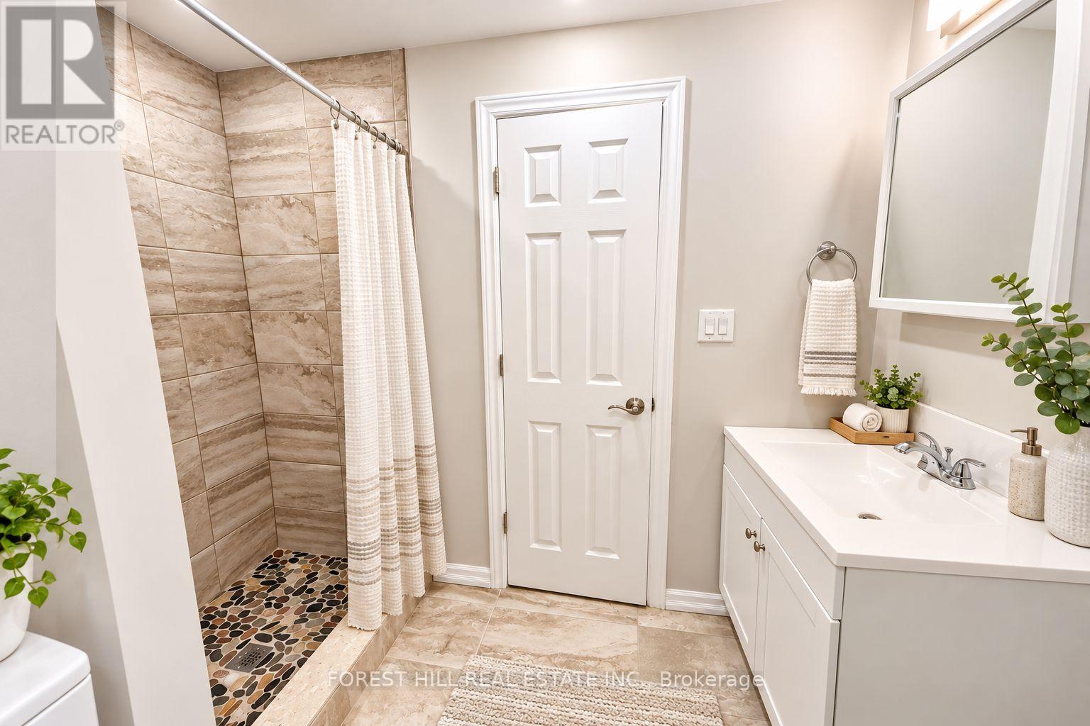 Bsmt - 136 Esther Crescent, Vaughan (Crestwood-Springfarm-Yorkhill), Ontario  L4J 3L4 - Photo 7 - N14023214