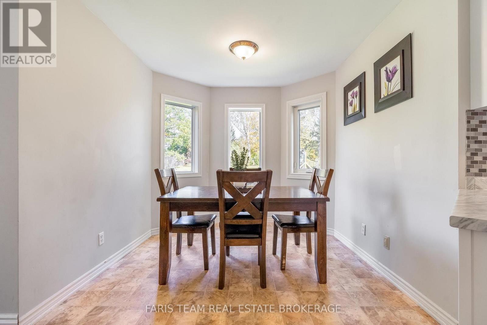 56 Procee Circle, Oro-Medonte (Craighurst), Ontario  L4M 4Y8 - Photo 7 - S14023238