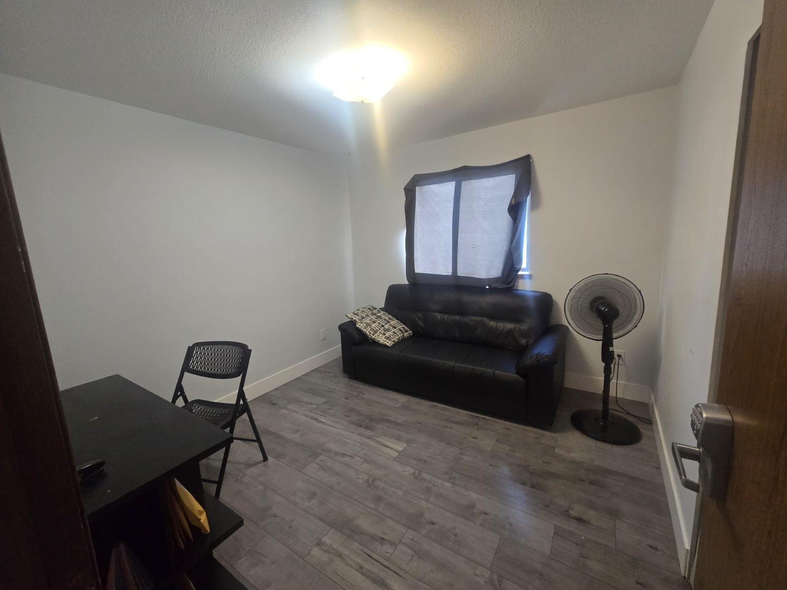 6734 134a Avenue, Surrey, British Columbia  V3W 4V3 - Photo 5 - R3171803