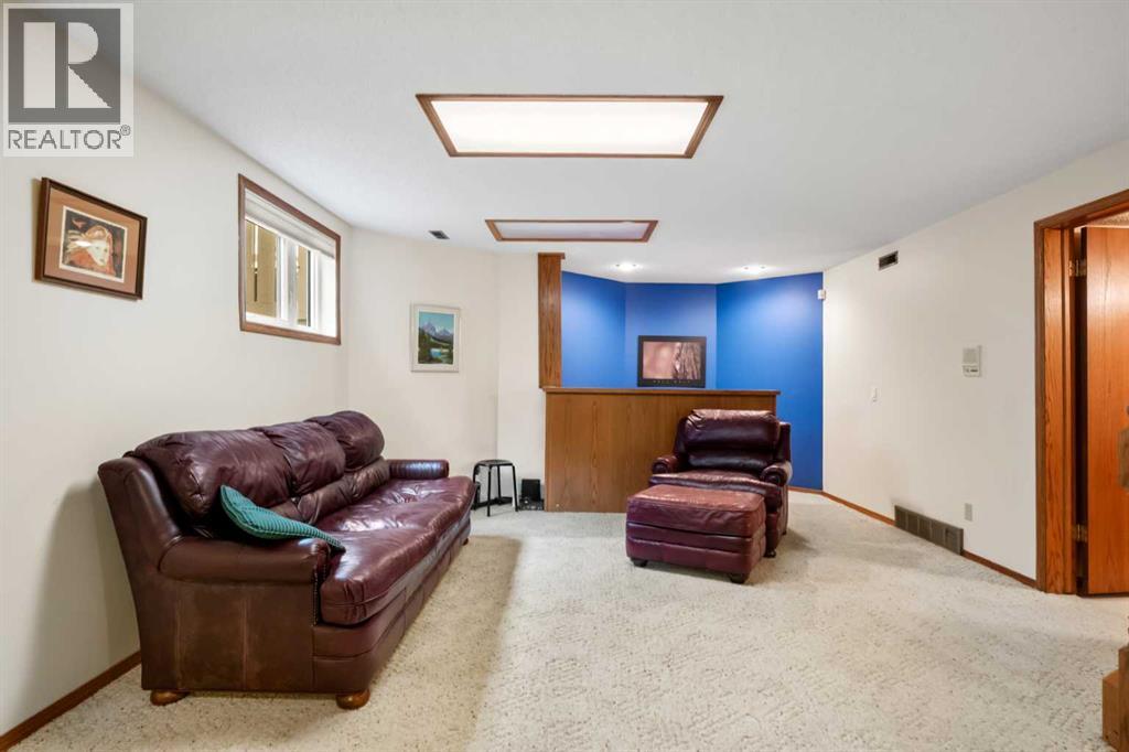 20 Edendale Crescent NW, Calgary, Alberta  T3A 3W8 - Photo 36 - A2343259