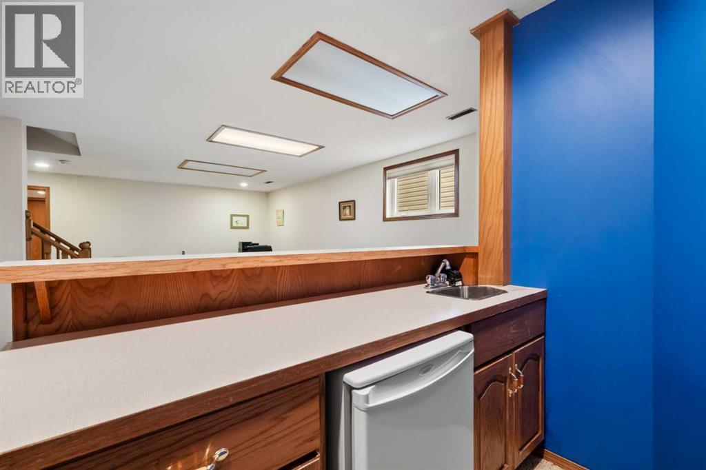 20 Edendale Crescent NW, Calgary, Alberta  T3A 3W8 - Photo 39 - A2343259