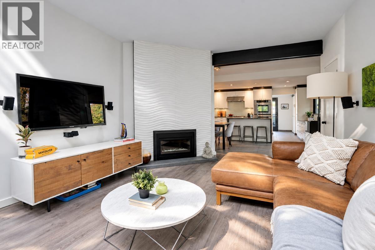 2835 W 13th Avenue, Vancouver, British Columbia  V6K 2T6 - Photo 9 - R3174549