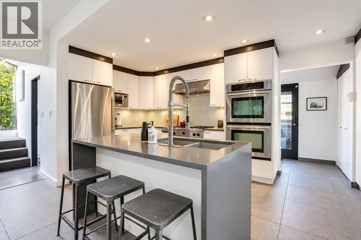 2835 W 13th Avenue, Vancouver, British Columbia  V6K 2T6 - Photo 15 - R3174549