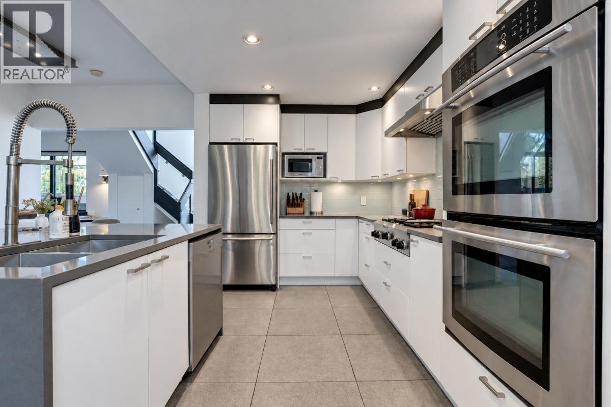 2835 W 13th Avenue, Vancouver, British Columbia  V6K 2T6 - Photo 16 - R3174549