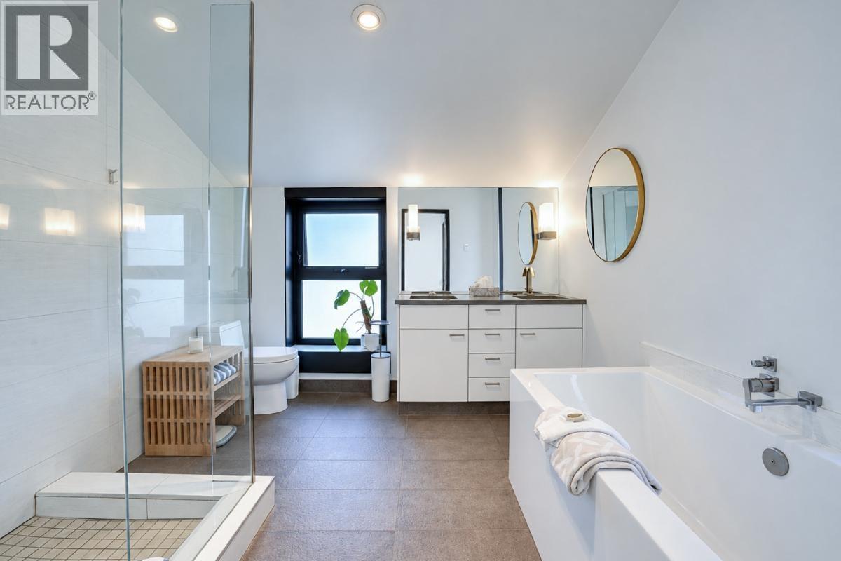 2835 W 13th Avenue, Vancouver, British Columbia  V6K 2T6 - Photo 33 - R3174549
