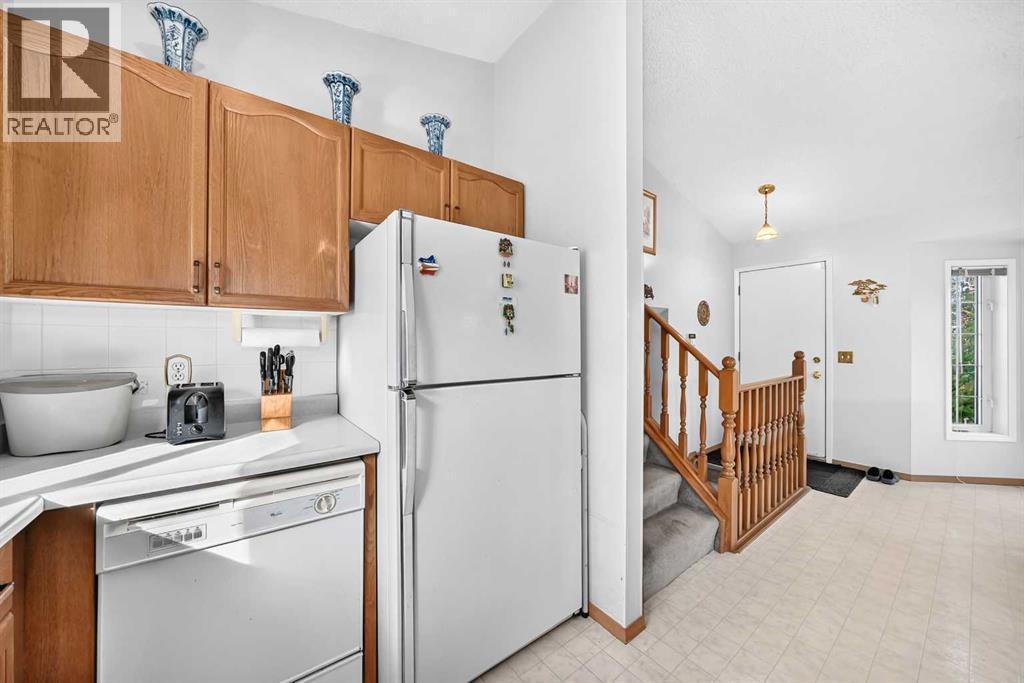 82 Riverglen Drive SE, Calgary, Alberta  T2C 4G3 - Photo 8 - A2349321