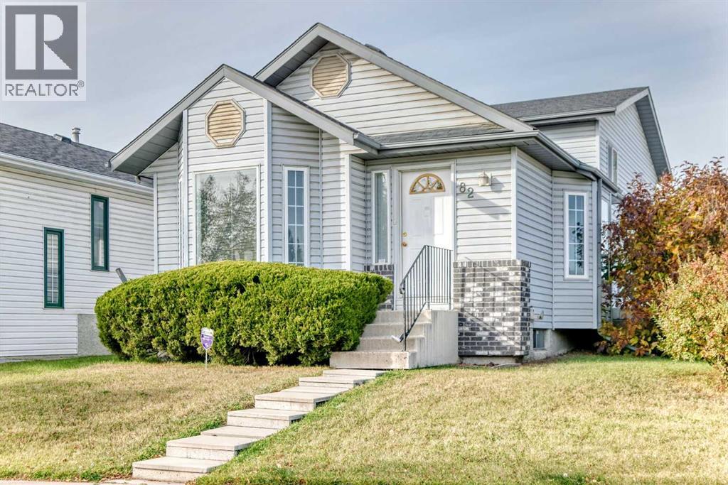 82 Riverglen Drive SE, Calgary, Alberta