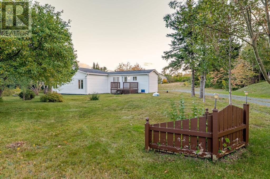 6-10 Aprils Lane, Conception Bay South — photo 2