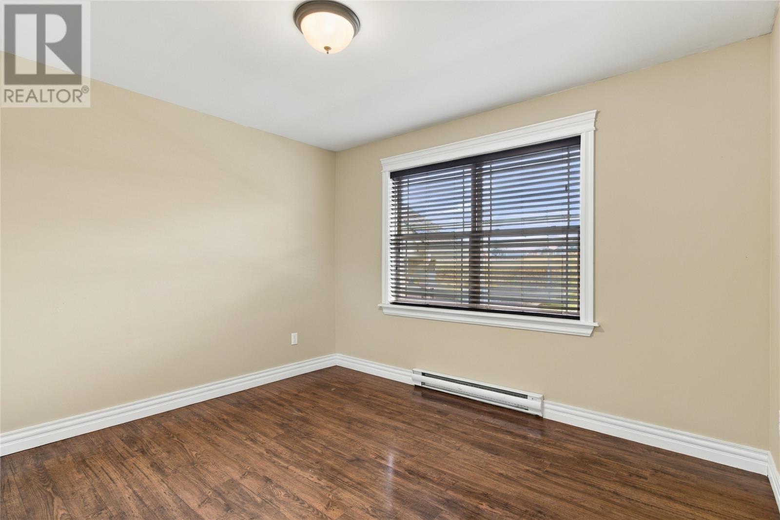 27 Glenlonan Street, St. John's — photo 17