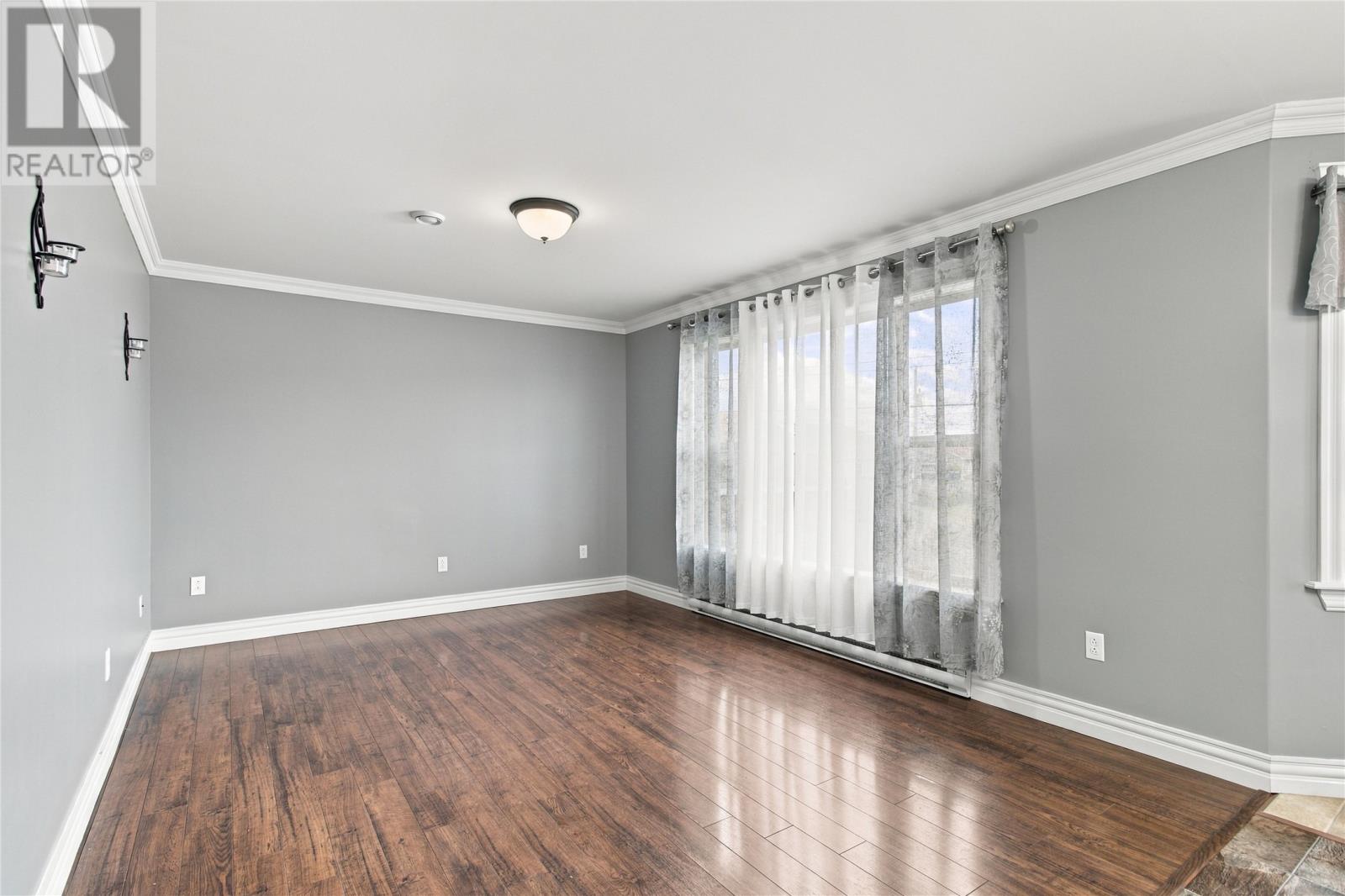 27 Glenlonan Street, St. John's — photo 5