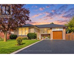 228 JEFFCOAT DRIVE, Toronto, Ontario