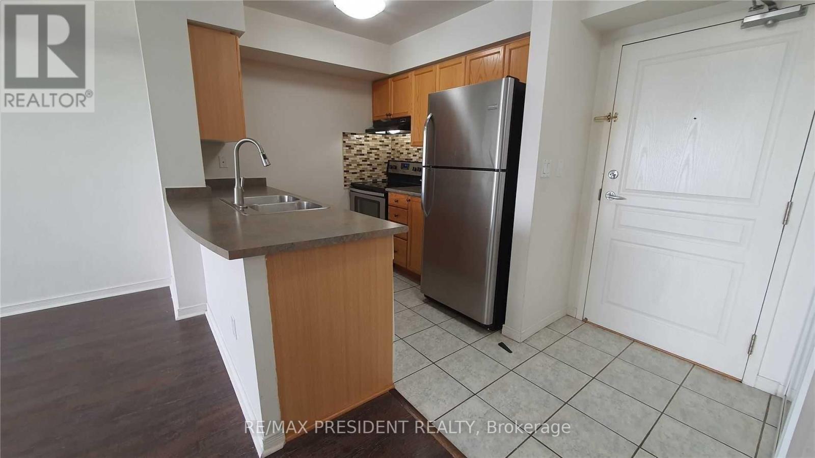 501 - 300 Ray Lawson Boulevard, Brampton, Ontario  L6Y 5H5 - Photo 6 - W14021830