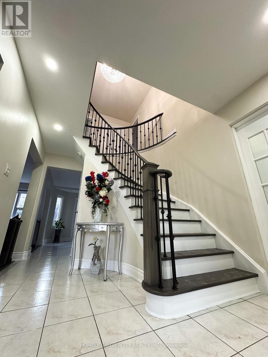 200 Conestoga Drive, Brampton, Ontario  L6Z 3Y1 - Photo 6 - W14023056